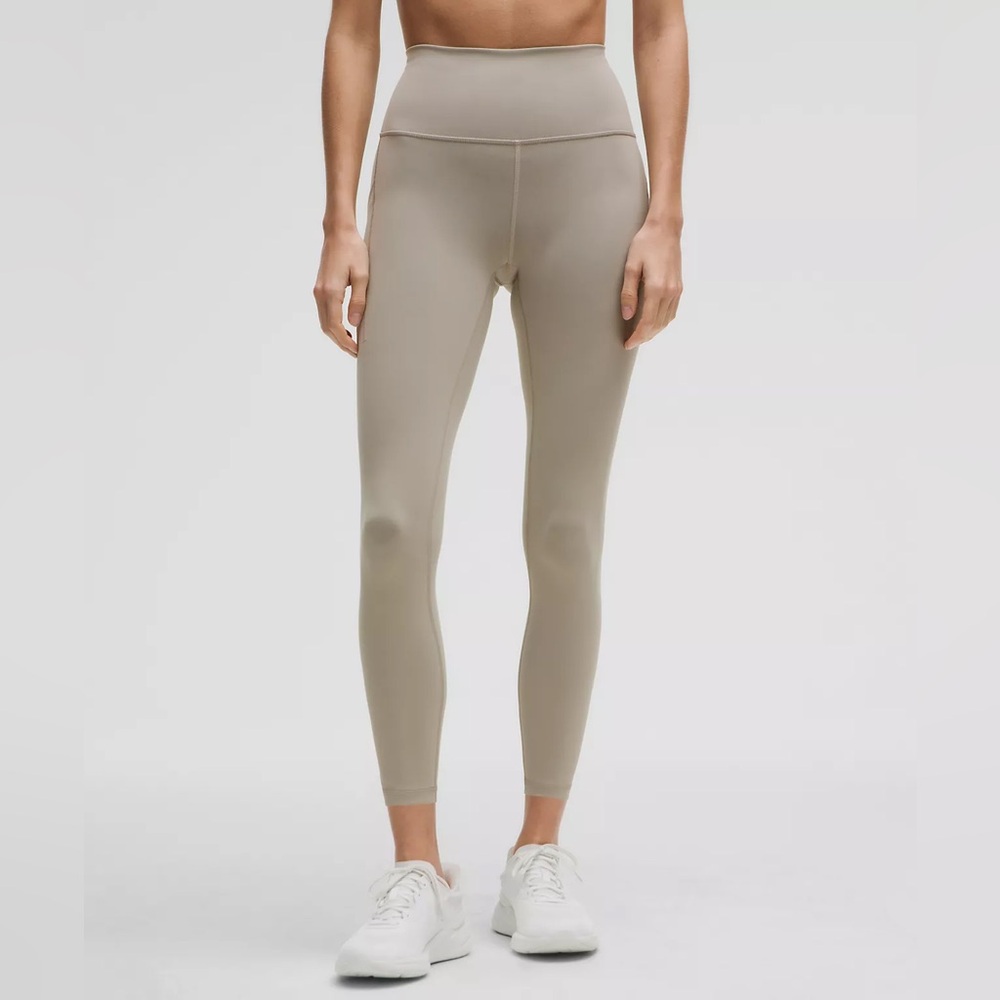 lululemon athletica riverstone Leggings size 10 rip tag still on